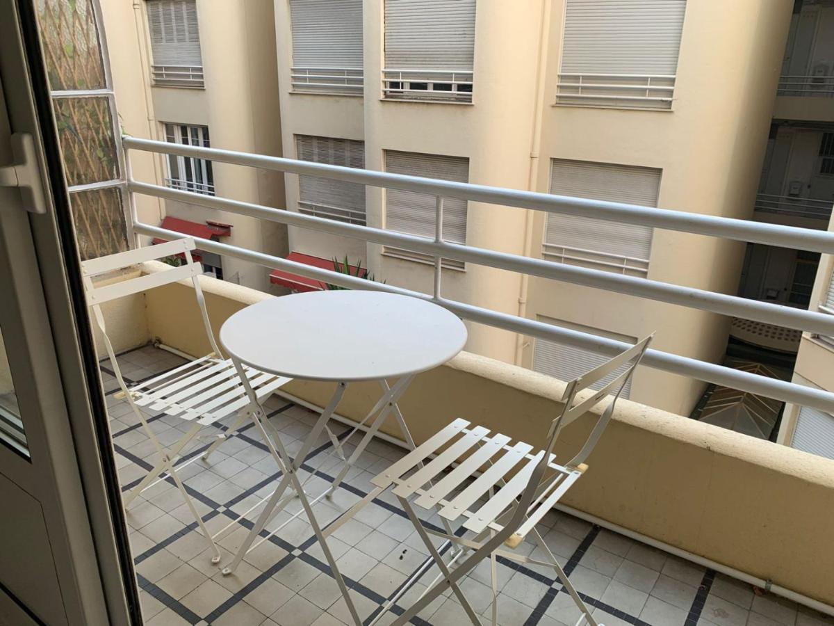 Appartement Poseidon Near Sea Nisa Exterior foto